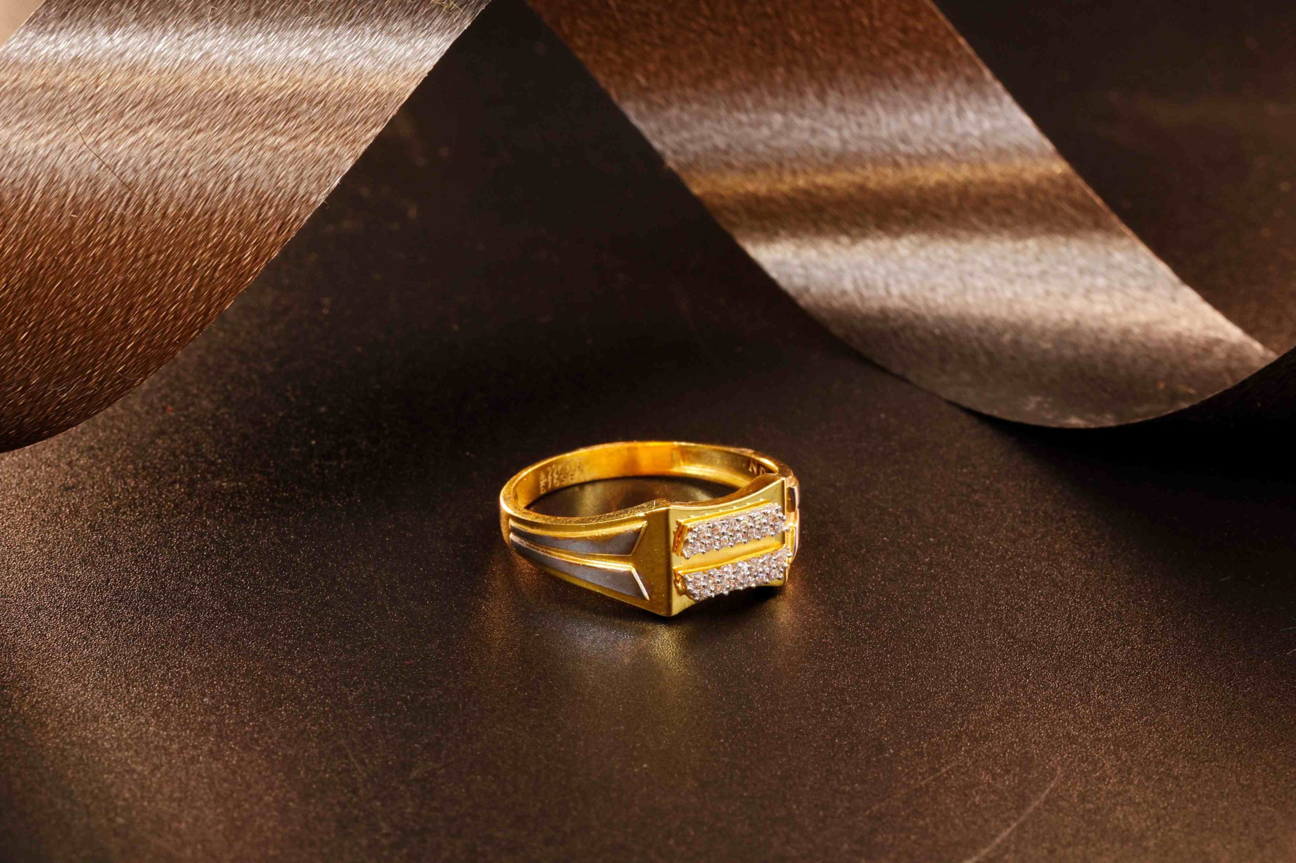 23 K Designer Men Gold Ring, 5 Gm at Rs 27000/piece in Bhadohi | ID:  22607613912