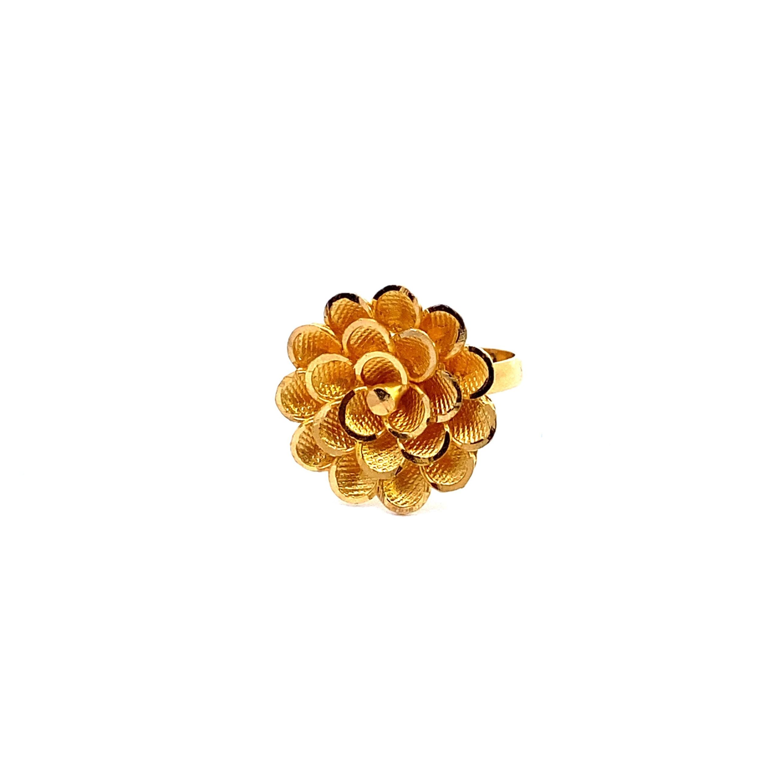 Amazon.com: Yellow Chimes Exclusive Indian Bollywood Traditional Ethnic  Kundan Red Stones Studded Gold Plated Cocktail Wedding Party ware Rings  Indian Traditional Jewelry for Women From: Clothing, Shoes & Jewelry